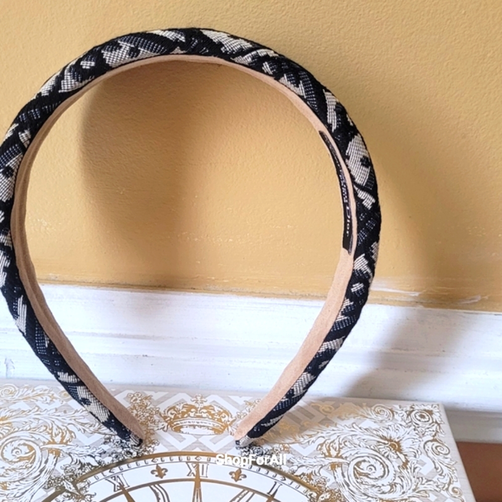 Christian Dior Black and Cream Headband - Picture 5 of 11